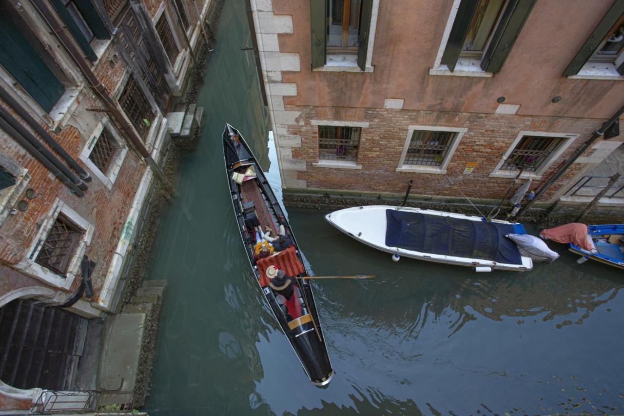 Ca Degli Avvocati Apartment Venesia Bagian luar foto