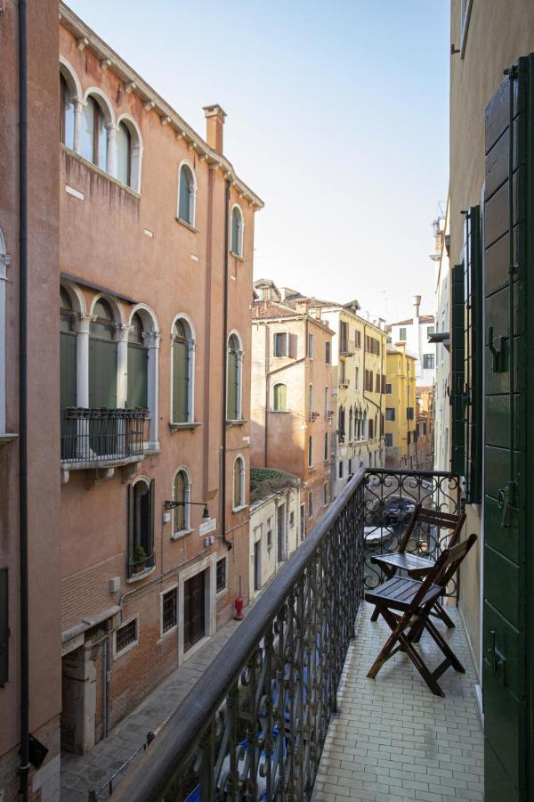 Ca Degli Avvocati Apartment Venesia Bagian luar foto