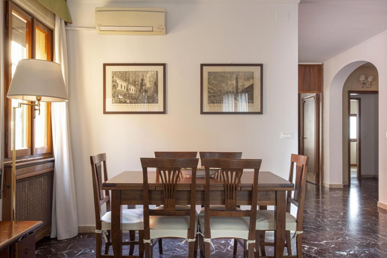 Ca Degli Avvocati Apartment Venesia Bagian luar foto