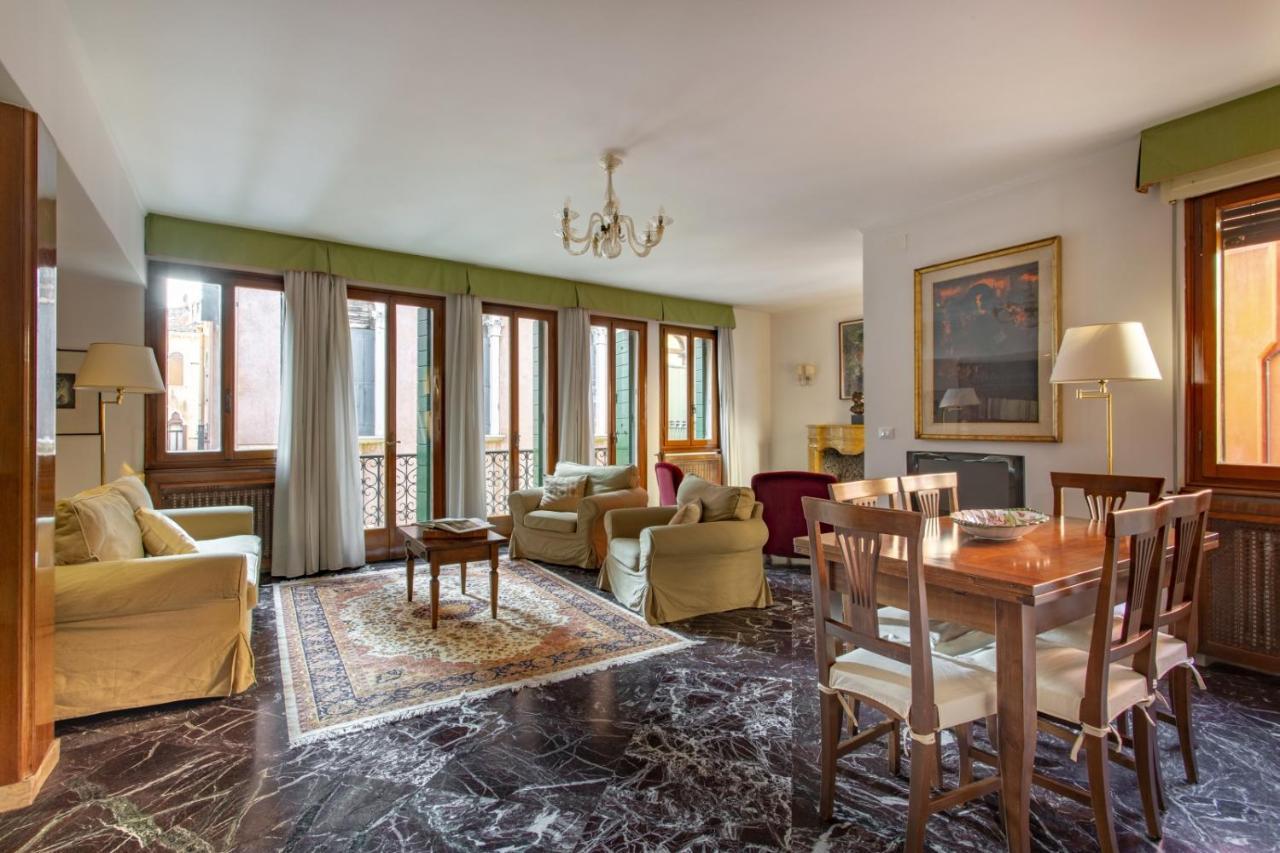 Ca Degli Avvocati Apartment Venesia Bagian luar foto