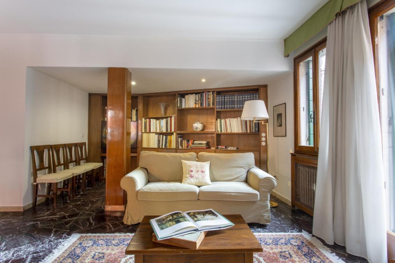 Ca Degli Avvocati Apartment Venesia Bagian luar foto